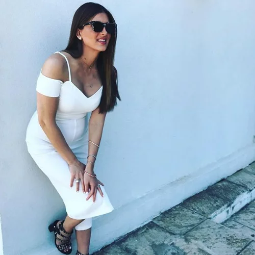 Σταματίνα Τσιμτσιλή | Είναι "αυτοκόλλητη" με τον γιο της!