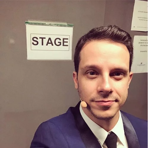 Δημήτρης Μακαλιάς | Αυτή φωτογραφία με το γιο του είναι ό,τι πιο γλυκό έχεις δει σήμερα!