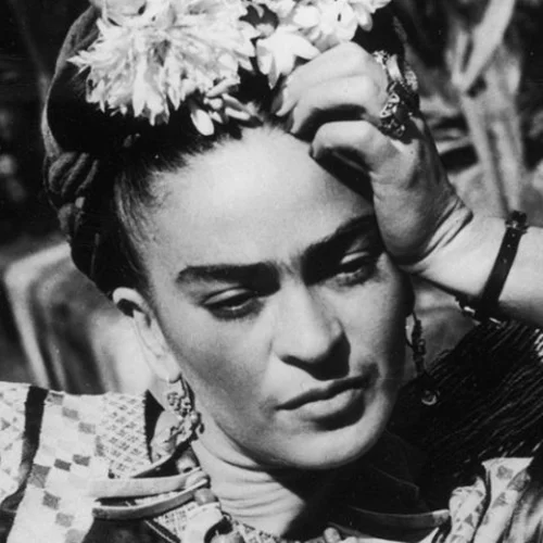 Frida Kahlo | "Γεννήθηκα σκύλα, γεννήθηκα ζωγράφος"
