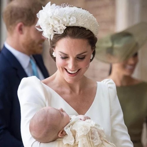 Πρίγκιπας Louis | Το ασυνήθιστο έθιμο που έγινε στη βάφτισή του