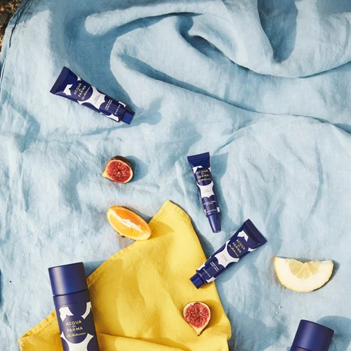 Κλείσαμε τα μάτια μας και ταξιδέψαμε σε όλη τη Μεσόγειο μυρίζοντας αυτό το υπέροχο beauty kit