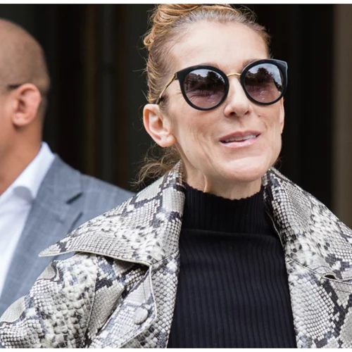 Η Celine Dion φοράει το κοστούμι με τον πιο iconic τρόπο