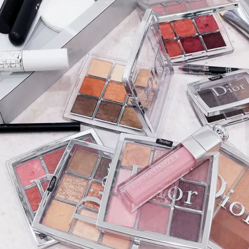 Μόλις γνωρίσαμε την πιο hot σειρά καλλυντικών αυτή τη στιγμή και να τι έχουμε να σου πούμε