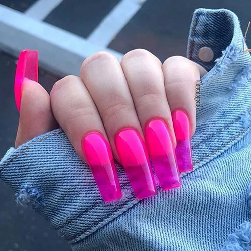 Jelly Nails: Θυμάσαι την μεγαλύτερη τάση των '90s; Μόλις επέστρεψε στα νύχια!