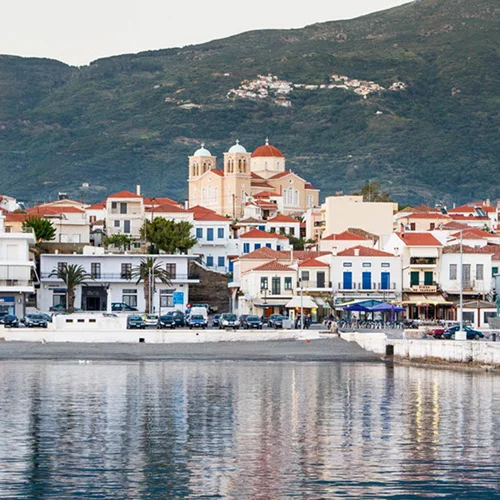 Αυτό το καλοκαίρι ταξιδεύουμε στη γραφική Νεάπολη