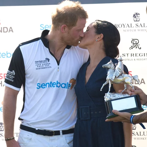 Meghan Markle | To δημόσιο φιλί στον Πρίγκιπα Harry που έγινε viral