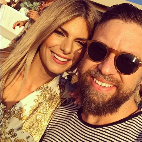 Νατάσα Σκαφίδα | Οι ευχές στον Γιάννη Βαρδή για την επέτειο ενός χρόνου έγγαμου βίου