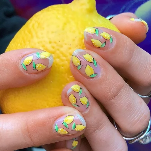 Θέλεις τα νύχια σου χωρίς χρώμα; Done! Θέλεις όμως και να έχουν ενδιαφέρον; Ορίστε!