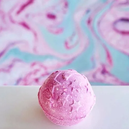 Αν αγαπάς τα τόσο μυρωδάτα Lush πρέπει να διαβάσεις αυτό το νέο που σίγουρα σε αφορά