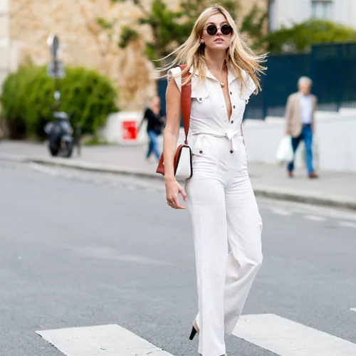 Total White: Ο μοναδικός συνδυασμός που χρειάζεσαι αυτό το καλοκαίρι είναι full του λευκού