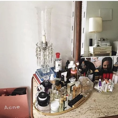 #ΝτεμακιγιάζGoals: Μπήκαμε στο μπάνιο της beauty editor και ανακαλύψαμε πώς ξεβάφεται