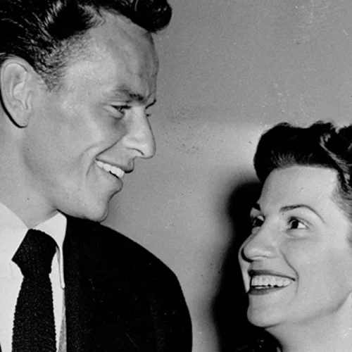 "Έφυγε" από τη ζωή η Νάνσι Σινάτρα, πλήρης ημερών!