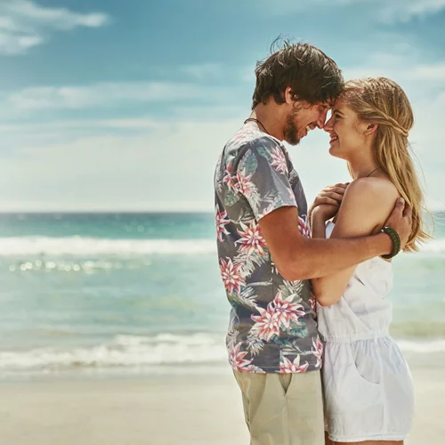 Καλοκαιρινό φλερτ | 4 tips για να το κάνεις σωστά