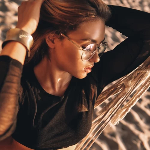 Μήπως ξεχνάς να προστατεύσεις από τον ήλιο τα δύο πιο σημαντικά σημεία επάνω σου;