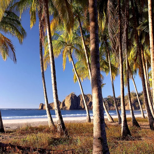 Ανακαλύψαμε τις πιο όμορφες μυστικές παραλίες του πλανήτη