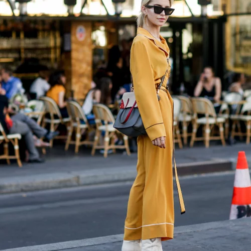 Δεν πιστεύαμε ποτέ ότι θα επέστρεφε ΑΥΤΗ η τάση στα παπούτσια!