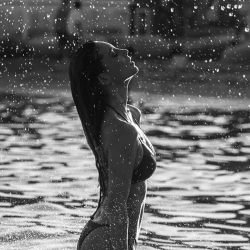 Αθηνά Οικονομάκου | Οι διακοπές στη Μύκονο και οι τρυφερές στιγμές με το γιο της