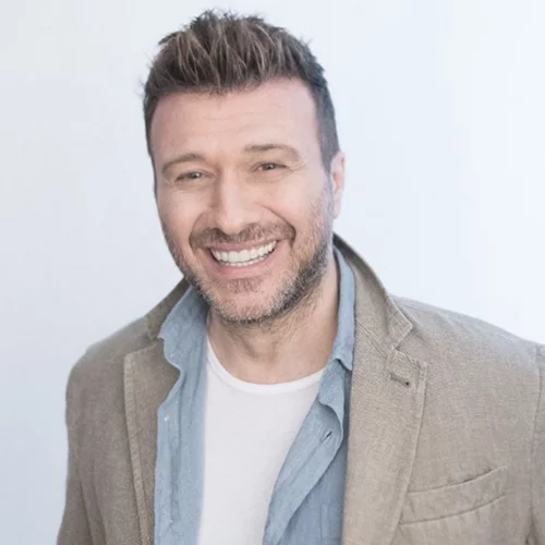 Γιάννης Πλούταρχος | Είναι γεγονός! Απέκτησε λογαριασμό στο instagram!