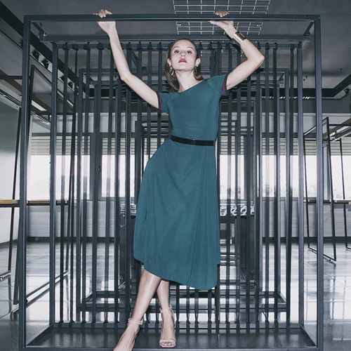 Στη συλλογή της Lynne θα βρεις τα πιο in fashion φορέματα για κάθε περίσταση