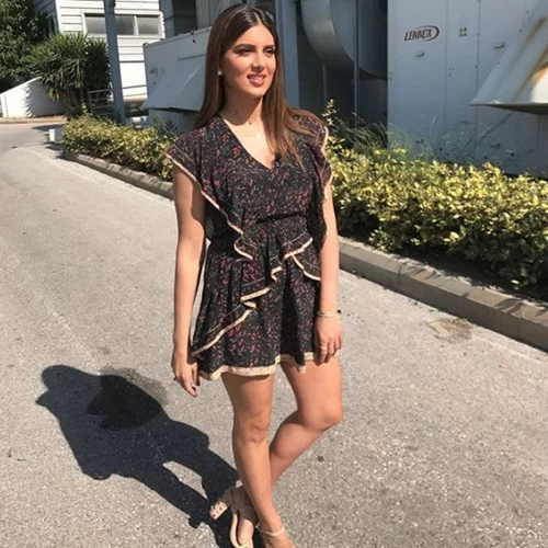 Σταματίνα Τσιμτσιλή | Για φαγητό με την ομάδα της εκπομπής της