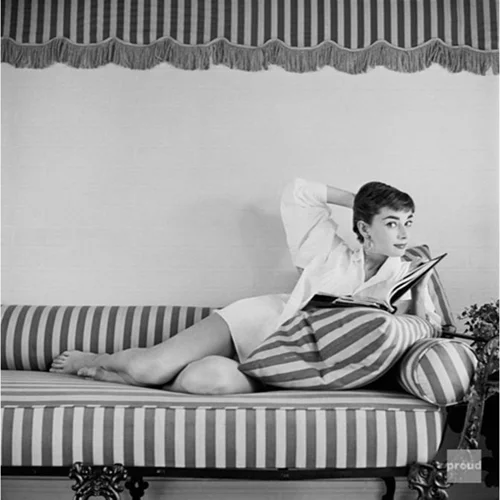 Σπάνια κινηματογραφικά πορτραίτα της Audrey Hepburn εκτίθενται στο Λονδίνο