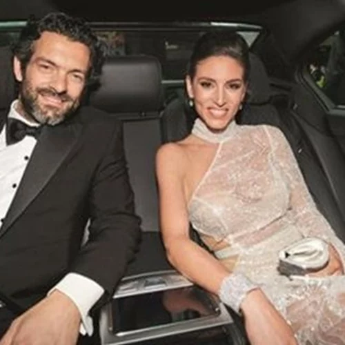 Αθηνά Οικονομάκου - Φίλιππος Μιχόπουλος: Το προσκλητήριο του θρησκευτικού τους γάμου