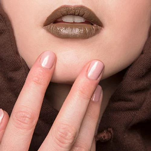 Επιστροφή στην πόλη | Τα πιο stylish φθινοπωρινά νύχια