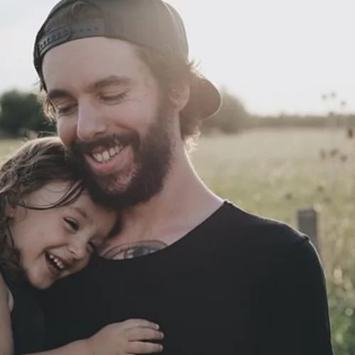 Ποια είναι τα χαρακτηριστικά του ιδανικού πατέρα κατά την άποψη των γυναικών;