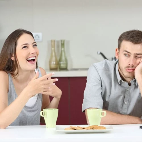 5 σημάδια ότι βγαίνεις με έναν νάρκισσο