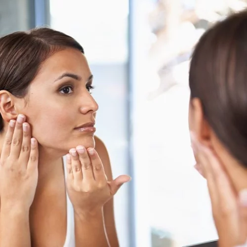 Οι επιστήμονες έχουν βρει έναν νέο τρόπο να αποτρέψουν τις ρυτίδες και την τριχόπτωση