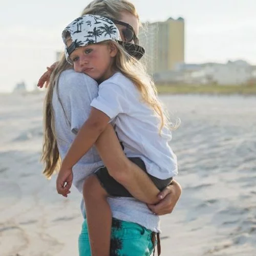 Γιατί πρέπει να αγκαλιάζεις το παιδί, ακόμα κι αν ήταν «το χειρότερο παιδί του κόσμου»