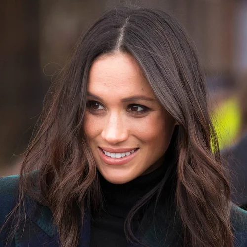 Εσύ πρόσεξες την ξεχωριστή λεπτομέρεια στο σύνολο της Meghan Markle;