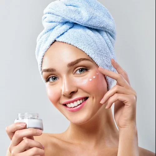 Κρέμα νύχτας από ποια ηλικία; Δες τι λέει η Beauty Editor