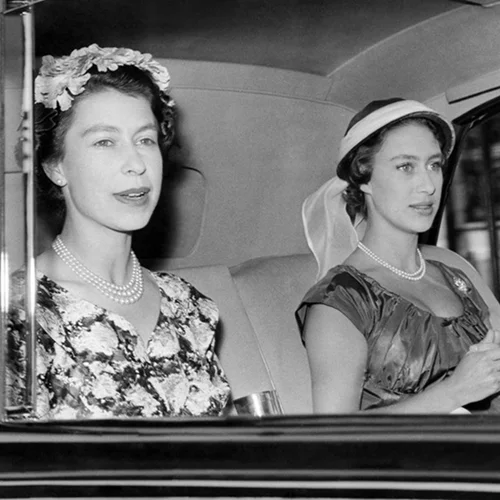 Πριγκίπισσα Μαργαρίτα | Ο απαγορευμένος έρωτας της αδερφής της Ελισάβετ με τον Peter Townsend