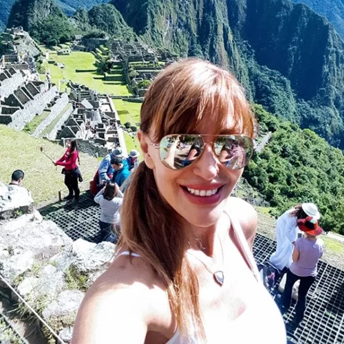 Βίκυ Χατζηβασιλείου | Κάνει το κατακόρυφο να φαίνεται παιχνιδάκι