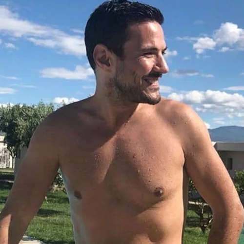 Κώστας Τσουρός | Το άλμπουμ των διακοπών του!