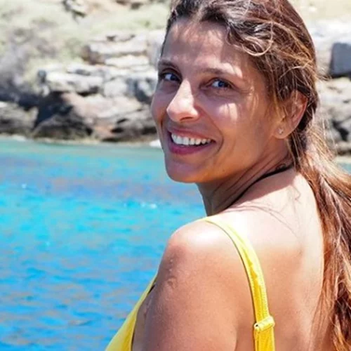 Πόπη Τσαπανίδου | Το ξεχωριστό καλοκαίρι και το μυστικό της