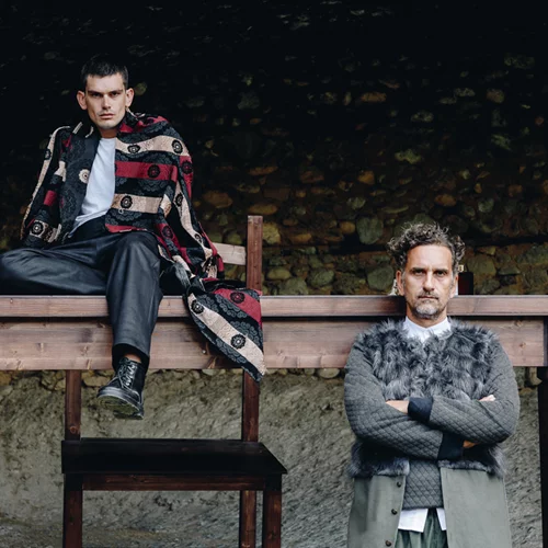 Ο Νίκος Ψαρράς σε έναν ρόλο που δεν τον έχεις ξαναδεί