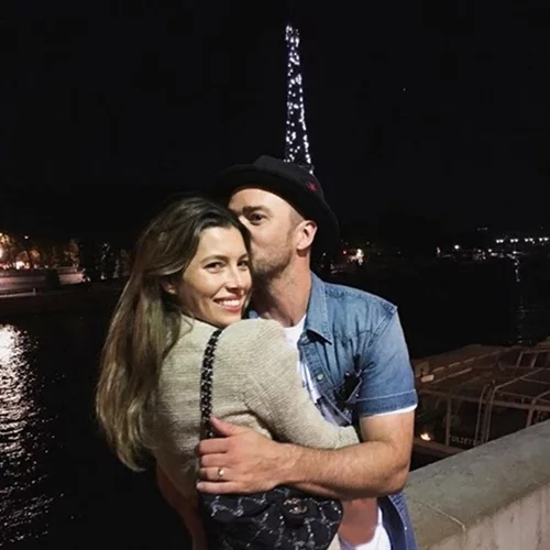 Jessica Biel | Αναπολεί ήδη της διακοπές της στην Ευρώπη!