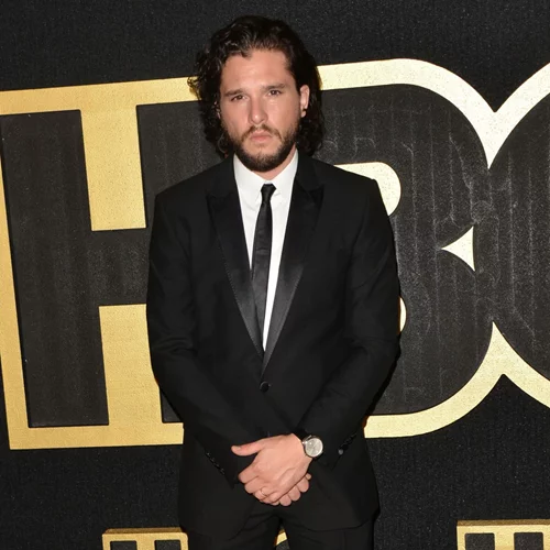 O Kit Harington αποκαλύπτει το καλύτερο δώρο που του χάρισε το Game of Thrones