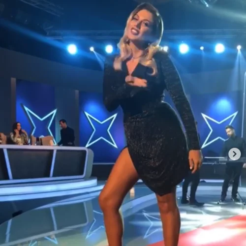 Μy Style Rocks Gala | Λαμπερή και με νέο hairlook στην πρεμιέρα η Κωνσταντίνα Σπυροπούλου