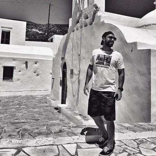 Σάκης Τανιμανίδης | Το νέο επιχειρηματικό του βήμα μαζί με τον κουμπάρο του