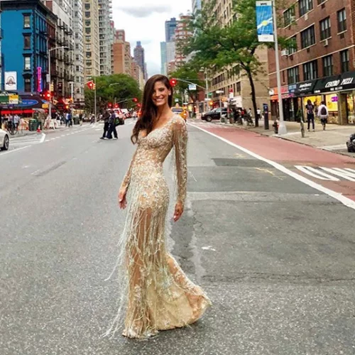 Η λαμπερή εμφάνιση της Χριστίνας Μπόμπα στο gala της Rihanna στη Νέα Υόρκη