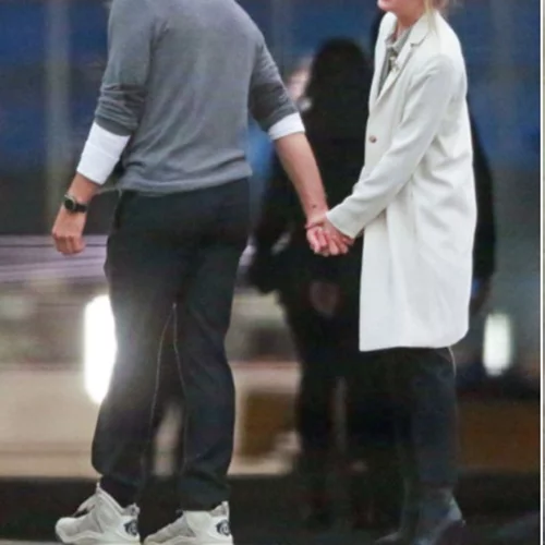 Couple goals | Το διάσημο ζευγάρι του Hollywood «ενώθηκε» με ένα κοινό tattoo!