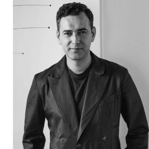 Ποιος είναι τελικά ο ταλαντούχος κύριος Μπράτης;