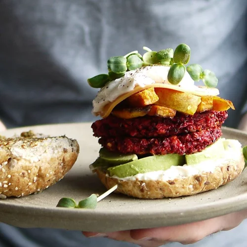 Μήπως αυτό το chorizo burger είναι το καλύτερο πρωινό όλων των εποχών;