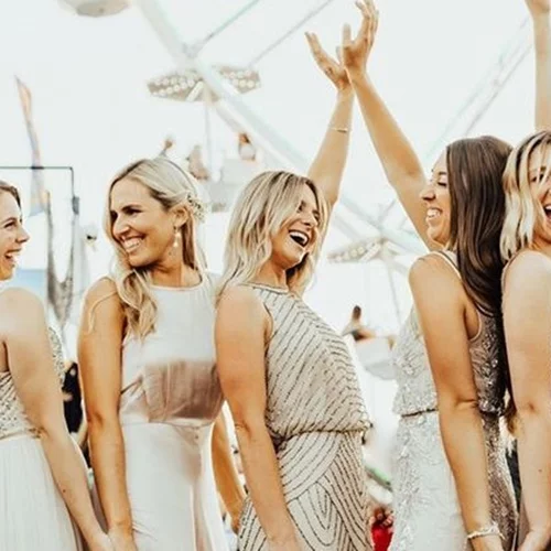 Κουμπάρα ή καλεσμένη; Σταμάτα να κάνεις αυτά τα beauty λάθη που κάνουν όλες!