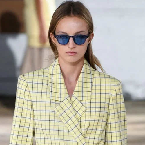 7 styling κινήσεις που θα αντιγράψουμε τώρα από την πασαρέλα