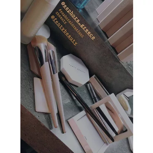 Γιατί η Rihanna ονόμασε Fenty το make up brand της;