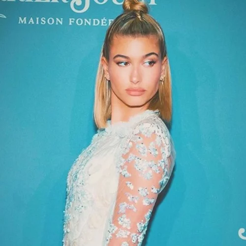 Hailey Baldwin | Η αποκαλυπτική φωτογράφιση της για τον φακό του Justin Bieber